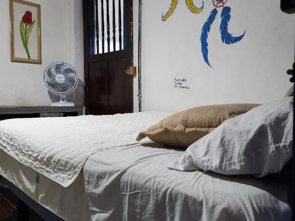 Hostel Torre Bahia : photo 1 de la chambre lit dans dortoir mixte de 10 lits