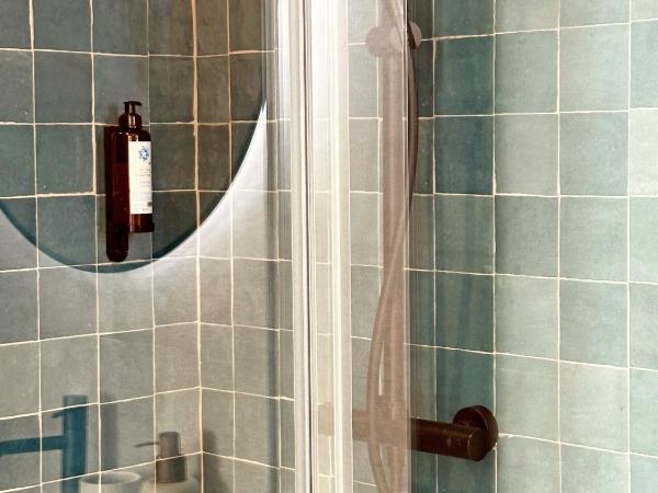 Surfing Etxea - Surf Hostel : photo 1 de la chambre chambre double deluxe