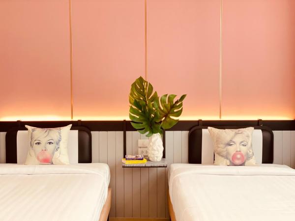 Miami Hotel Bangkok - SHA Plus : photo 10 de la chambre chambre lits jumeaux deluxe