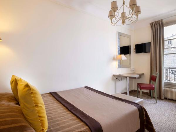 Hôtel Saint Pierre : photo 4 de la chambre chambre double