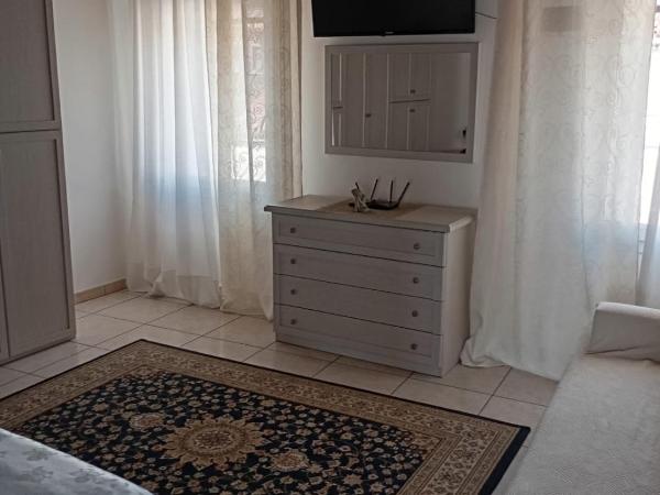 L' Arcangelo-Locazione Turistica : photo 3 de la chambre grande chambre double