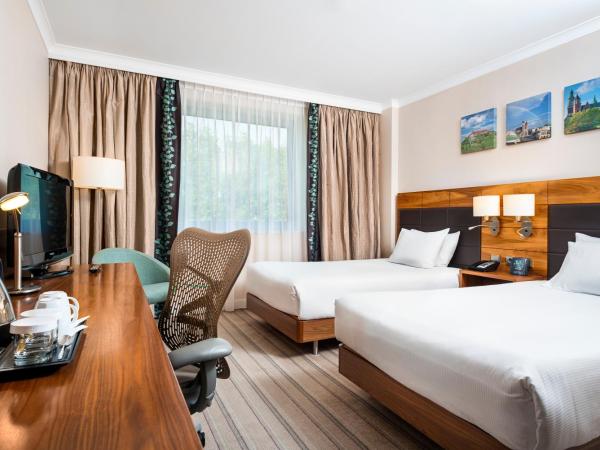 Hilton Garden Inn Krakow : photo 3 de la chambre chambres familiales communicantes 