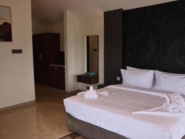 MStays ECR by Mirabilis Hotel : photo 8 de la chambre chambre double - vue sur jardin