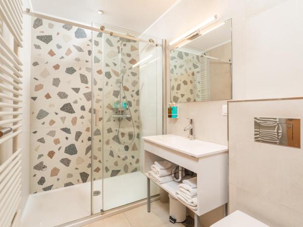 Berkeley Hotel : photo 5 de la chambre chambre double avec balcon - vue sur mer