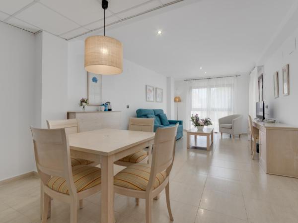 Daniya Denia Spa & Business 4* : photo 1 de la chambre chambre familiale - vue sur jardin