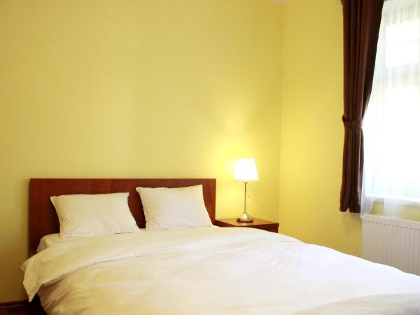 Hotel Vera : photo 4 de la chambre chambre familiale