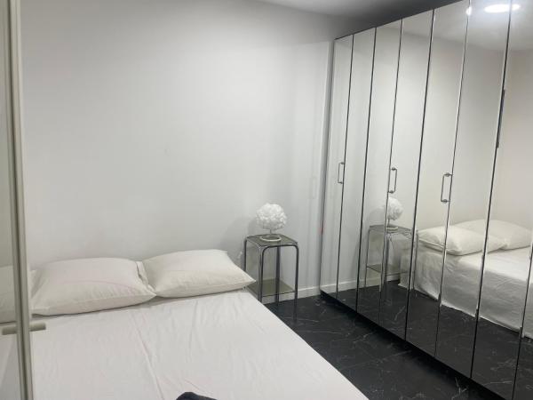 Liberte 2 : photo 3 de la chambre chambre double avec salle de bains privative