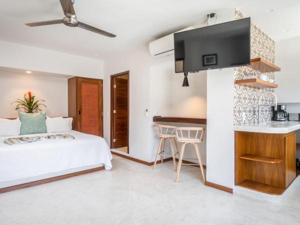 Hotel Eloisa : photo 4 de la chambre suite junior