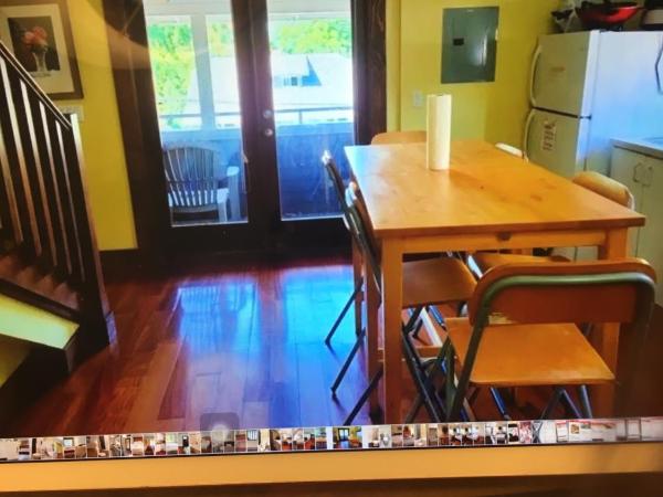 West coast guesthouse : photo 9 de la chambre chambre double avec salle de bains commune