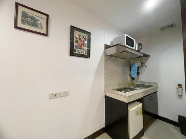 Arawana Express Chinatown : photo 9 de la chambre hébergement lit queen-size de luxe - pas de fenêtre