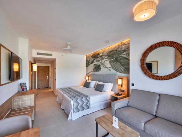 Riu Palace Mauritius - All Inclusive - Adults Only : photo 3 de la chambre suite junior - vue sur mer