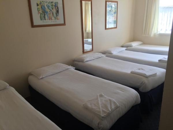 The Norwood Hotel for Adults Only : photo 1 de la chambre chambre quintuple (5 adultes)