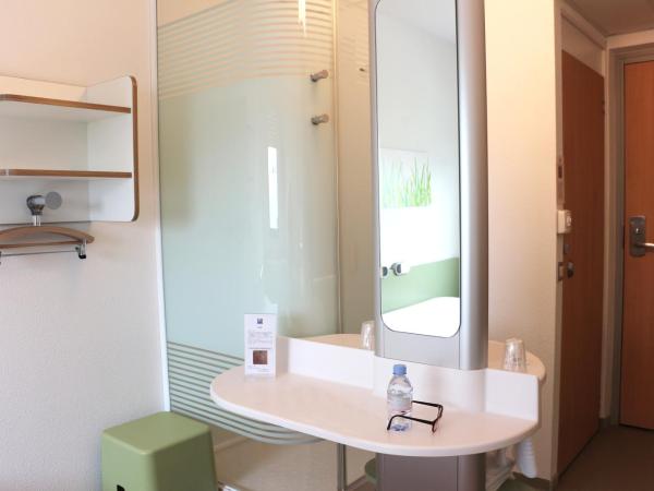 ibis budget Castelnaudary - A61 : photo 4 de la chambre chambre double