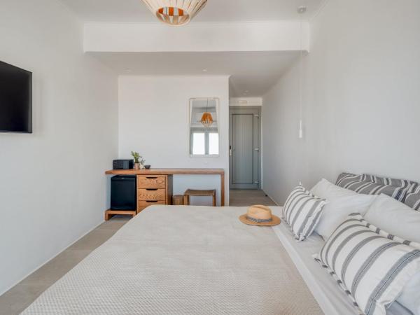 Ostria View Mykonos : photo 5 de la chambre chambre double deluxe avec balcon - vue sur mer