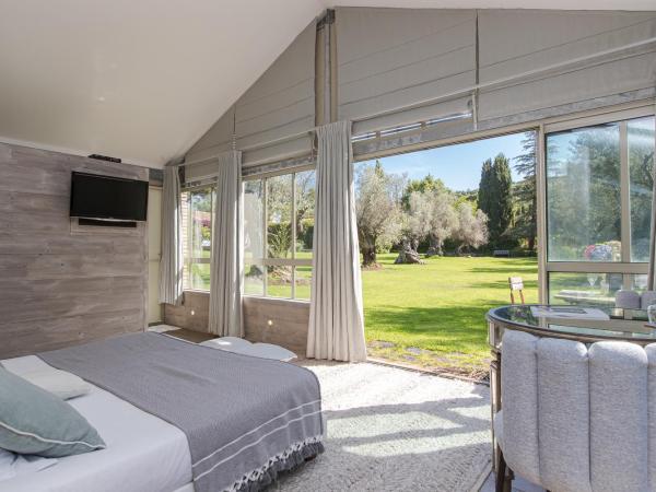 Domaine Les Mésanges : photo 5 de la chambre suite supérieure lit king-size