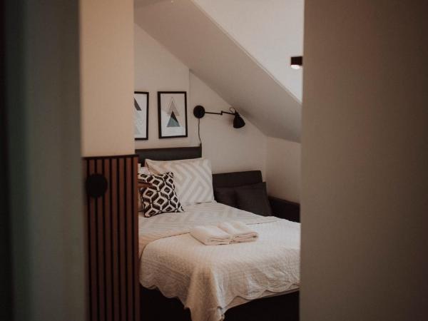 16 Pilrig Guest House : photo 1 de la chambre chambre triple