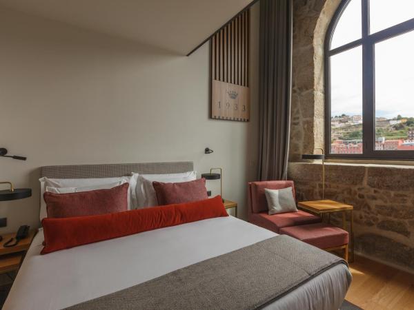 NEYA Porto Hotel : photo 4 de la chambre suite - vue sur rivière