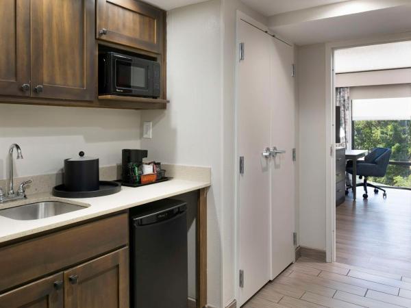 Hampton Inn Northwood : photo 3 de la chambre suite avec 2 lits queen-size et canapé-lit - non-fumeurs