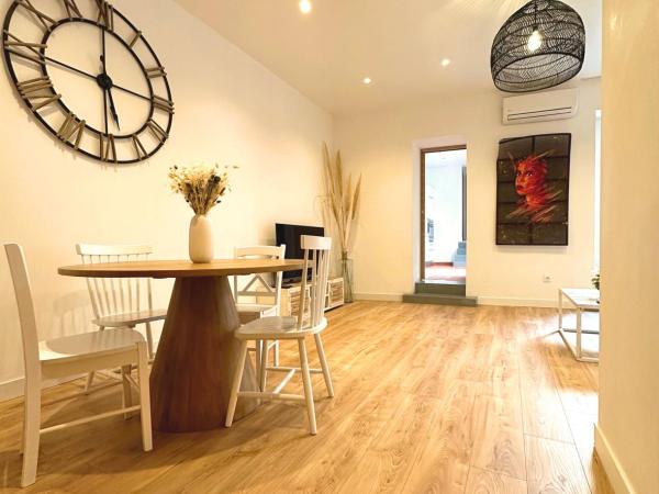 Les Appartements du Vieux Port : photo 3 de la chambre appartement 2 chambres avec terrasse