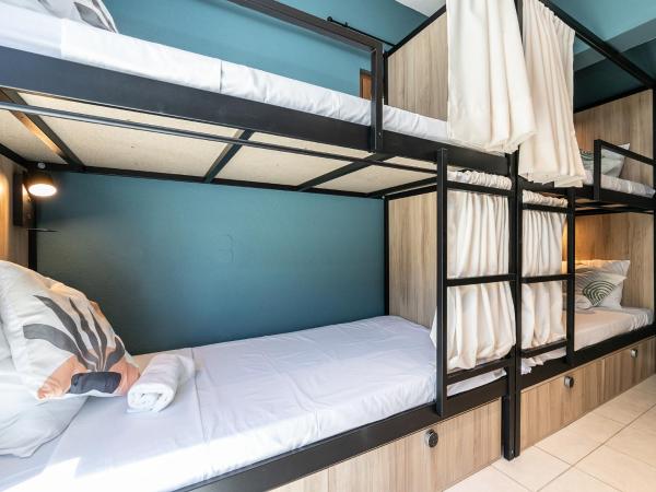 Walk in Hostel Faro Airport : photo 3 de la chambre lit dans dortoir mixte de 8 lits