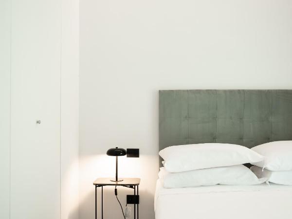 Relais Altacosta : photo 3 de la chambre chambre double - vue sur jardin