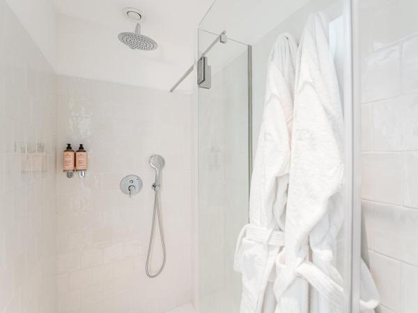 GuestReady - DPV GuestHouse - Room 1 : photo 8 de la chambre suite