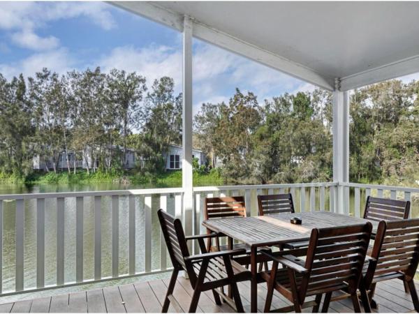 Discovery Parks - Byron Bay : photo 2 de la chambre deluxe lakeside 3 bedroom - sleeps 8