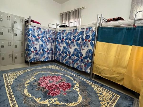 bayan : photo 1 de la chambre dortoir pour femmes 4 lits