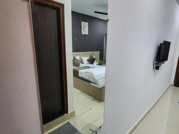 Innzoy Hotels : photo 9 de la chambre chambre deluxe