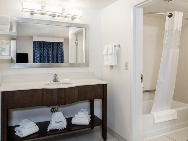 Hampton Inn & Suites by Hilton Dartmouth - Halifax : photo 1 de la chambre chambre 2 lits queen-size - accessible aux personnes à mobilité réduite - non-fumeurs