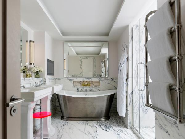 Covent Garden Hotel, Firmdale Hotels : photo 8 de la chambre suite covent garden - mansardée