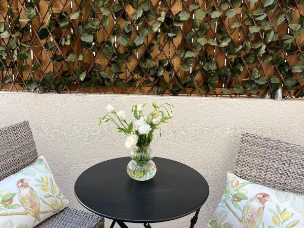 Pensión Alicante Bergez : photo 4 de la chambre chambre double avec balcon