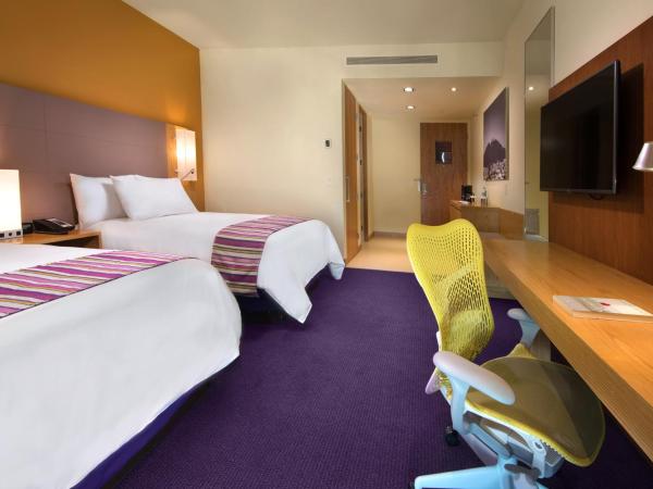 Hilton Garden Inn Monterrey Airport : photo 3 de la chambre chambre exécutive avec 2 lits doubles