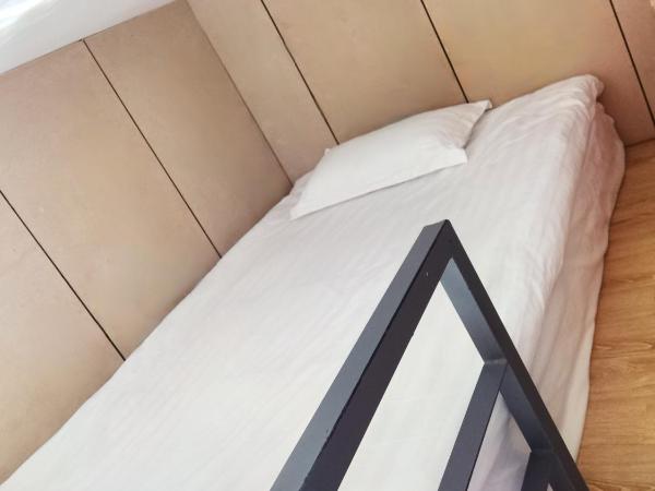 Yozo Serviced Apartment : photo 3 de la chambre studio avec mezzanine