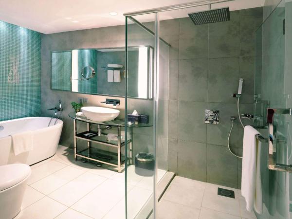 Wyndham Grand Bangsar Kuala Lumpur : photo 1 de la chambre suite junior lit king-size