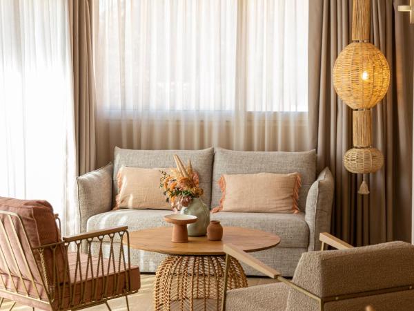 Hotel Riva Beach : photo 7 de la chambre suite impériale deluxe avec piscine privée - vue sur mer