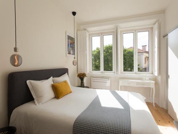 Vila Julieta Guesthouse : photo 9 de la chambre chambre double - vue sur jardin