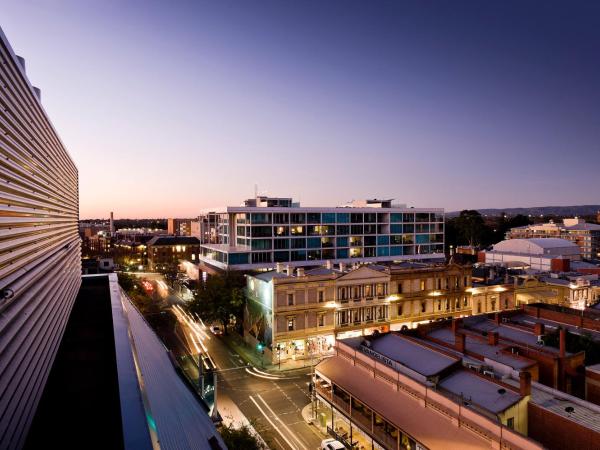 Majestic Roof Garden Hotel : photo 7 de la chambre chambre supérieure est