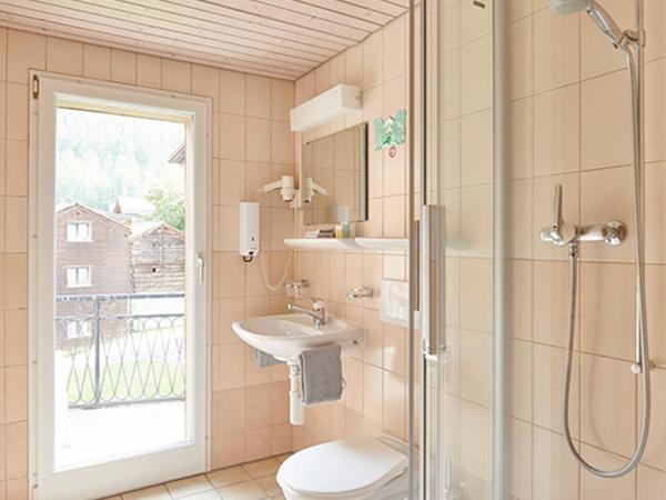 Hotel Weisshorn : photo 1 de la chambre chambre lits jumeaux