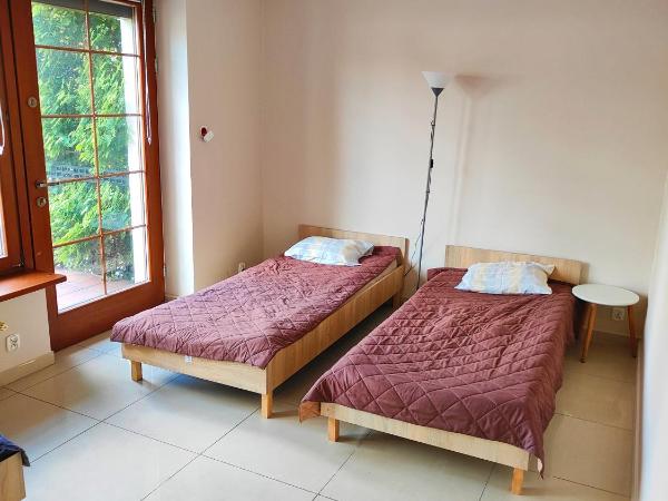 Villa Krasnowolska Airport : photo 8 de la chambre lit simple dans dortoir de 4 lits