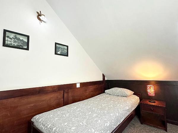 Pensjonat Gogol.s : photo 8 de la chambre chambre lits jumeaux avec salle de bains privative