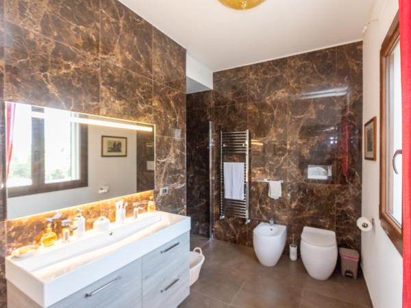 Casale Antiche Mura Siracusa : photo 5 de la chambre grande chambre double