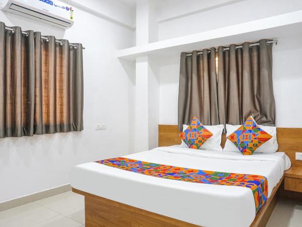 FabHotel White House Inn : photo 4 de la chambre chambre deluxe