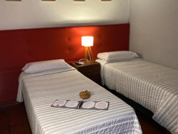 ViaVia BsAs GuestHouse 324 : photo 3 de la chambre chambre double avec salle de bains privative