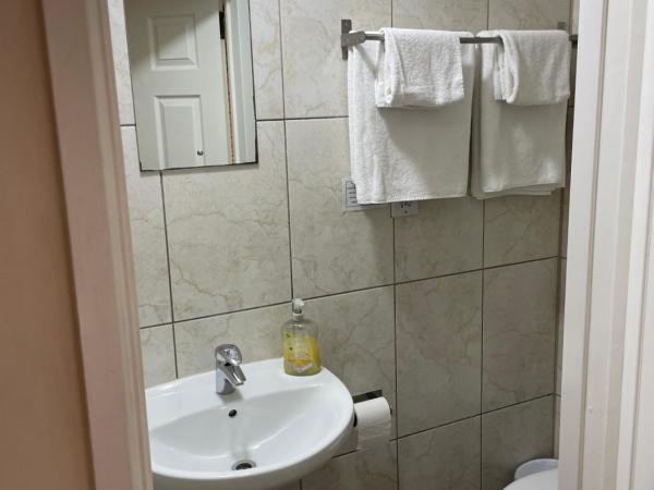 Bridge Farm Guesthouse rooms : photo 3 de la chambre chambre simple Économique avec salle de bains privative