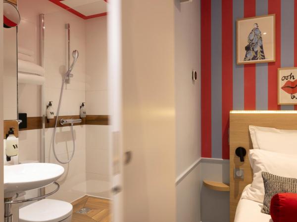 Hotel de Saint Germain - Saint-Germain-des-Pres : photo 2 de la chambre chambre double