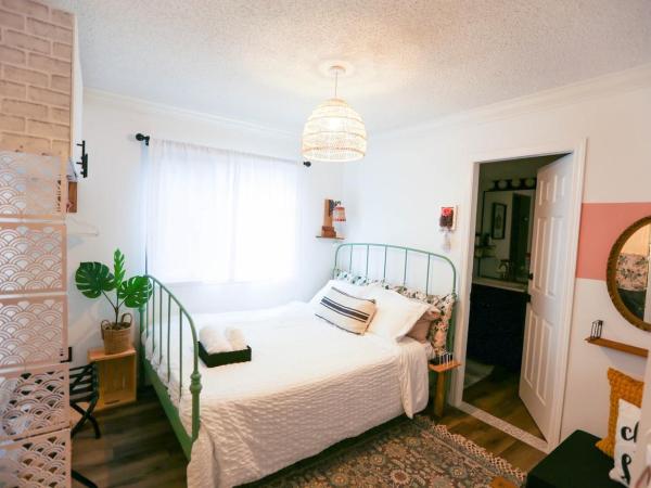 Fisher's Whart Individual Artistic Studio : photo 4 de la chambre chambre double avec salle de bains privative