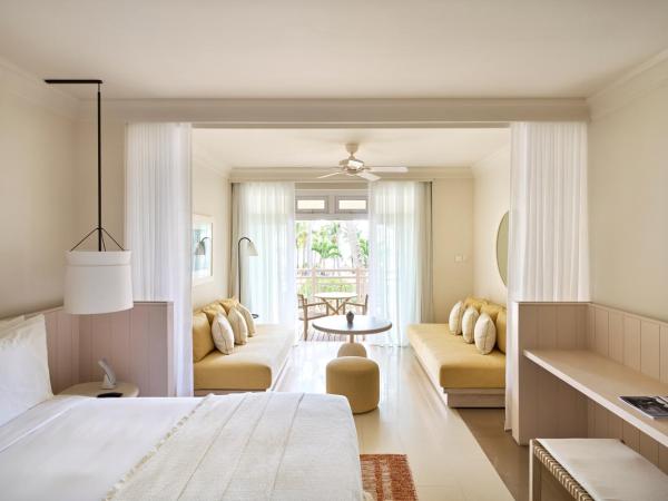 LUX* Belle Mare Resort & Villas : photo 1 de la chambre suite junior - vue sur plage