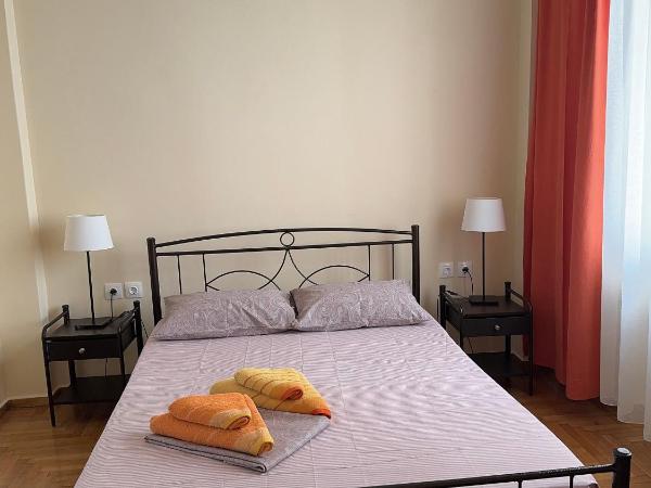 Petaluda House 5 : photo 4 de la chambre chambre quadruple Économique avec salle de bains commune