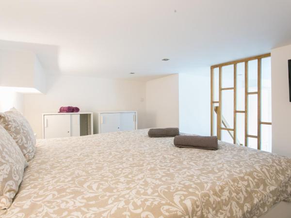 Golden Stay - B&B Experience : photo 8 de la chambre chambre double ou lits jumeaux deluxe avec balcon